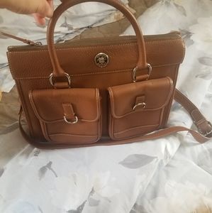 Dooney bourke